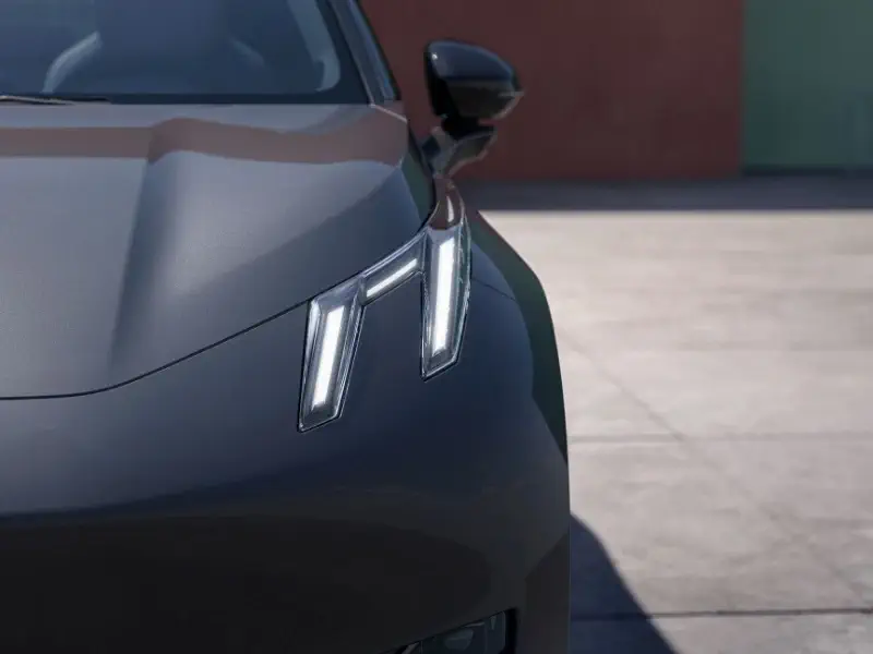 Lynk & Co 02