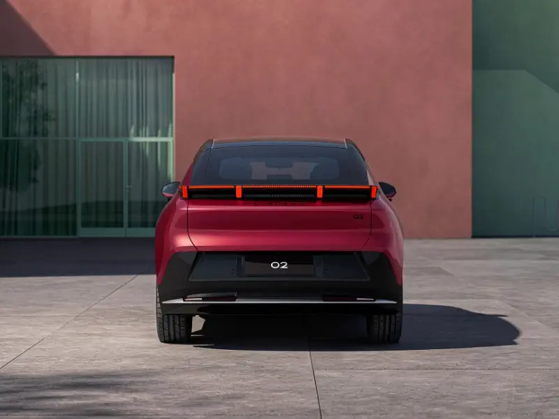 Lynk & Co 02